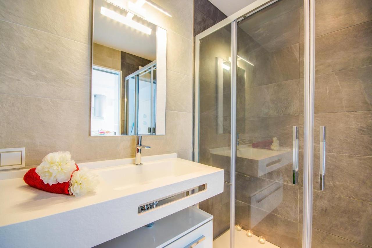 Ideal Property Mallorca - Blue Palm Beach อัลกูเดีย ภายนอก รูปภาพ